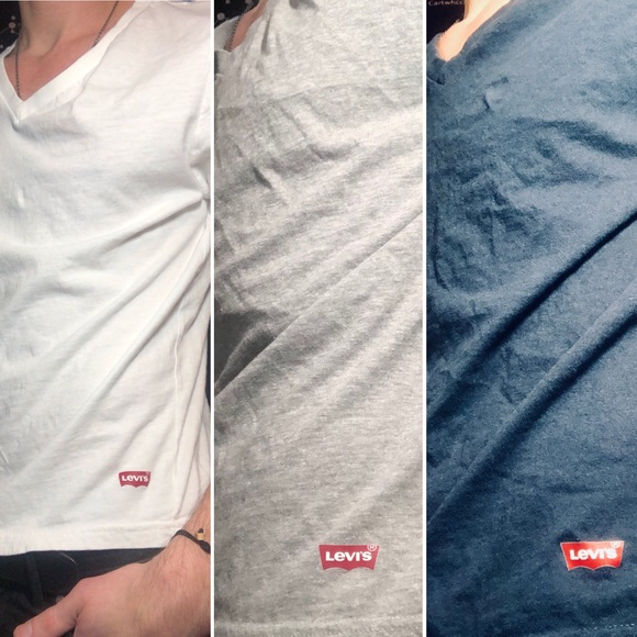 Levi's Other - Levi’s V-Neck Bundle